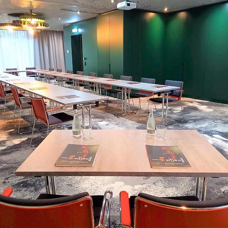 Ibis Bucharest Politehnica Hotel Ngoại thất bức ảnh