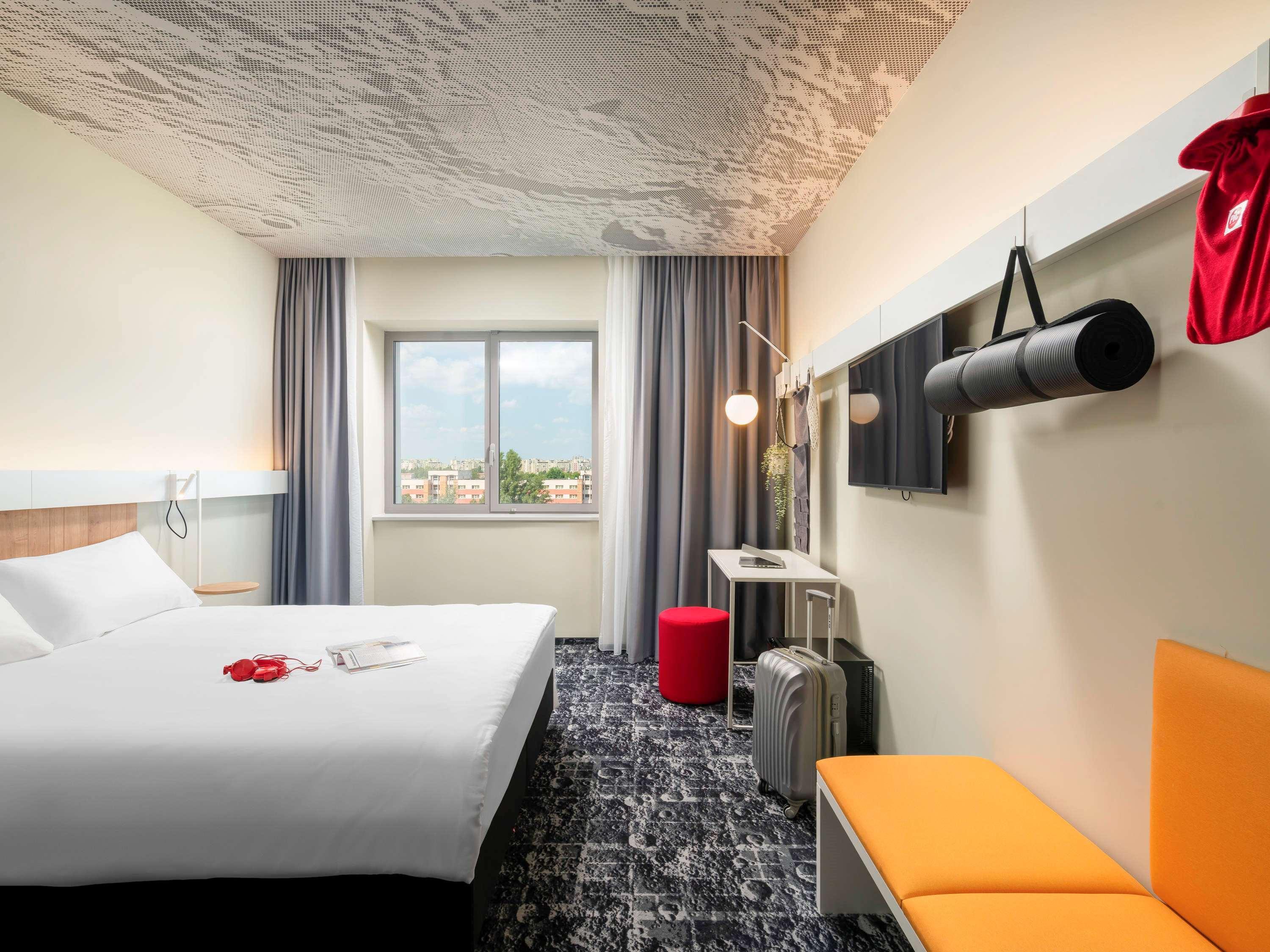 Ibis Bucharest Politehnica Hotel Ngoại thất bức ảnh