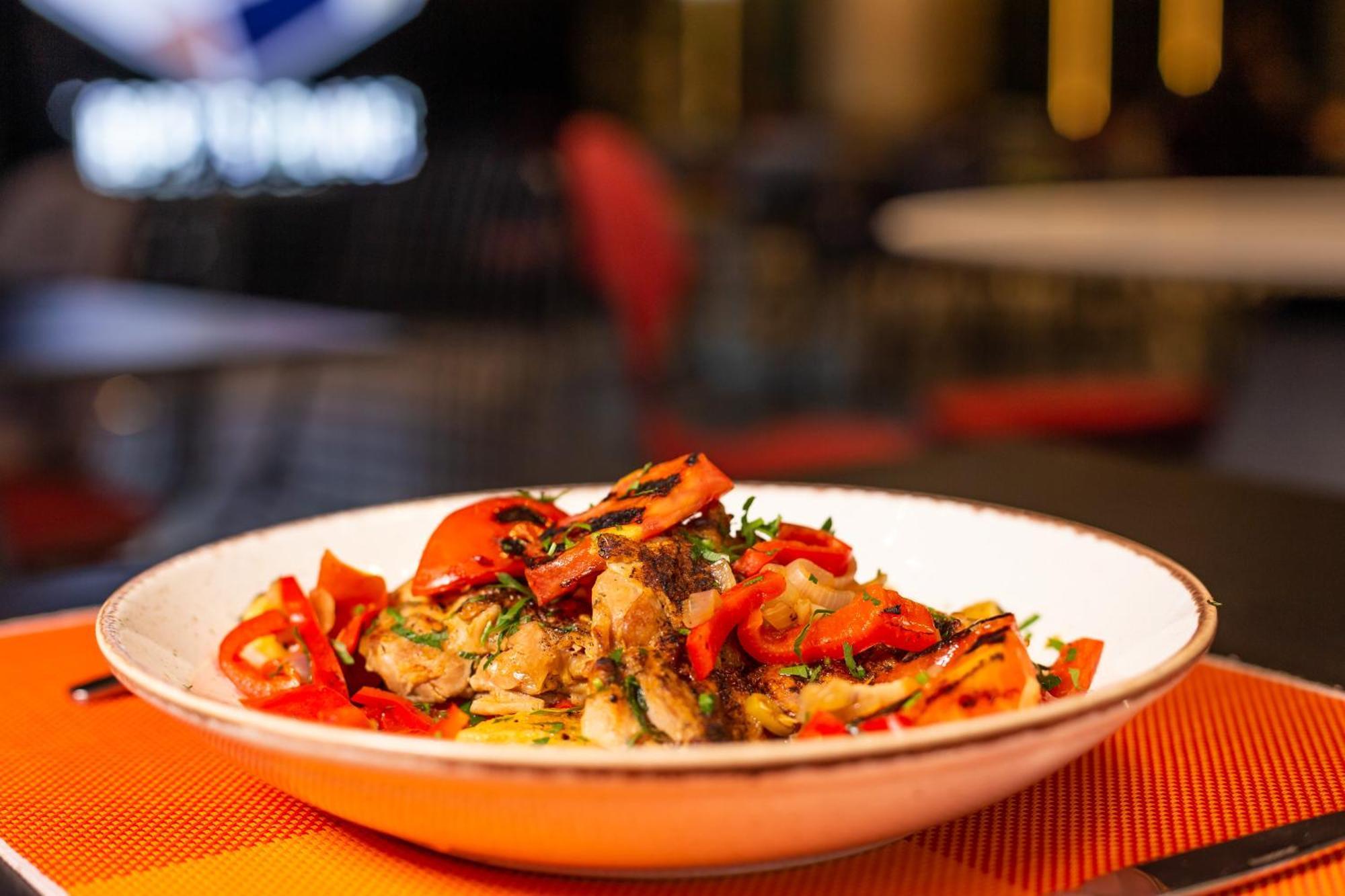 Ibis Bucharest Politehnica Hotel Ngoại thất bức ảnh