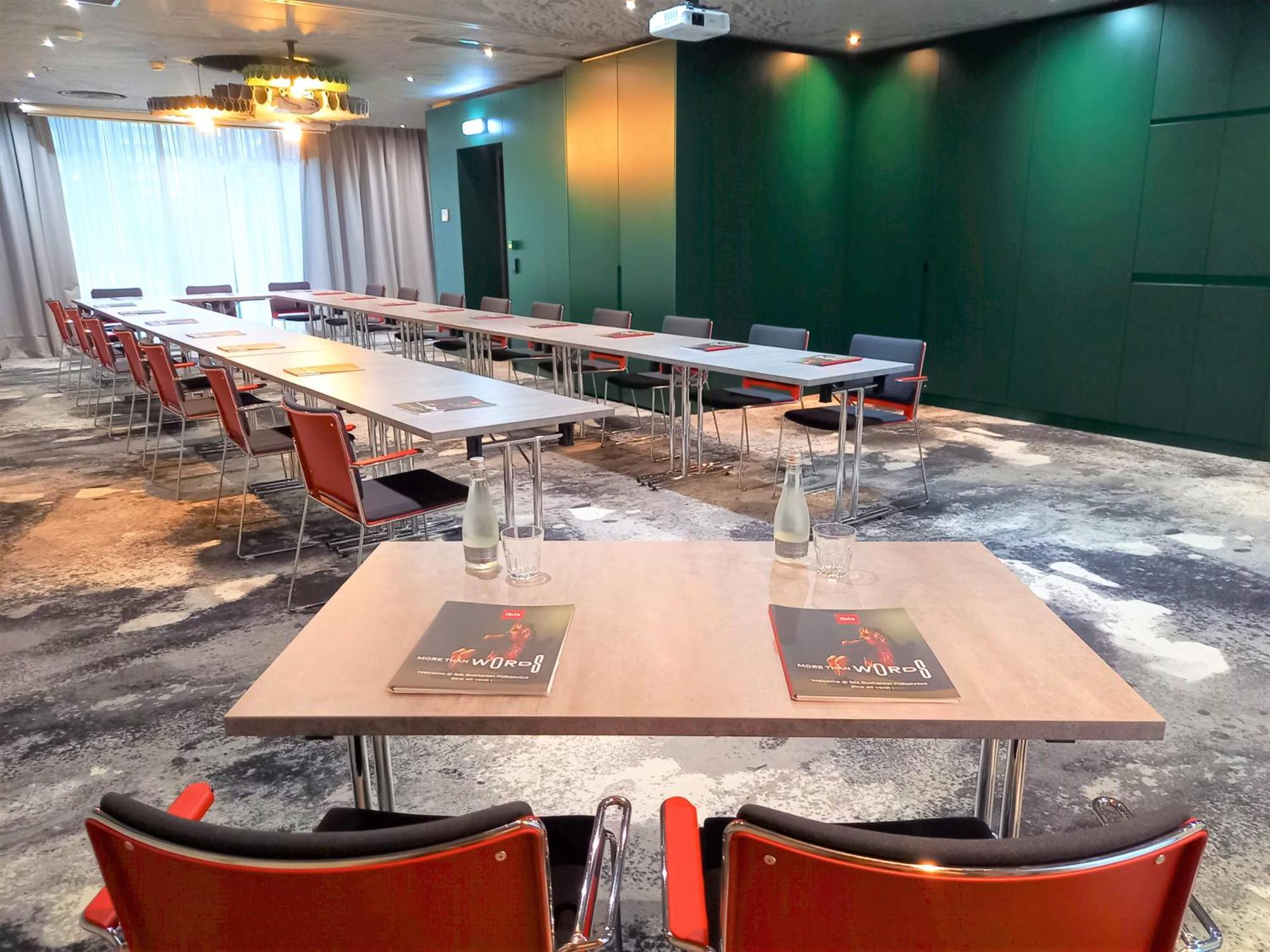 Ibis Bucharest Politehnica Hotel Ngoại thất bức ảnh