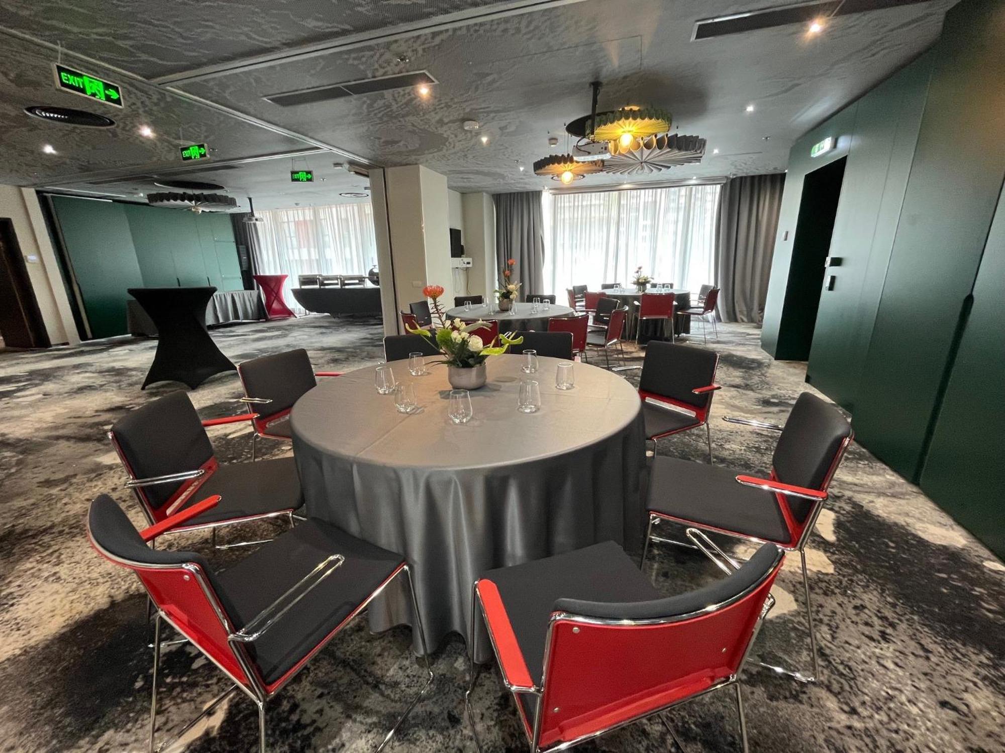 Ibis Bucharest Politehnica Hotel Ngoại thất bức ảnh